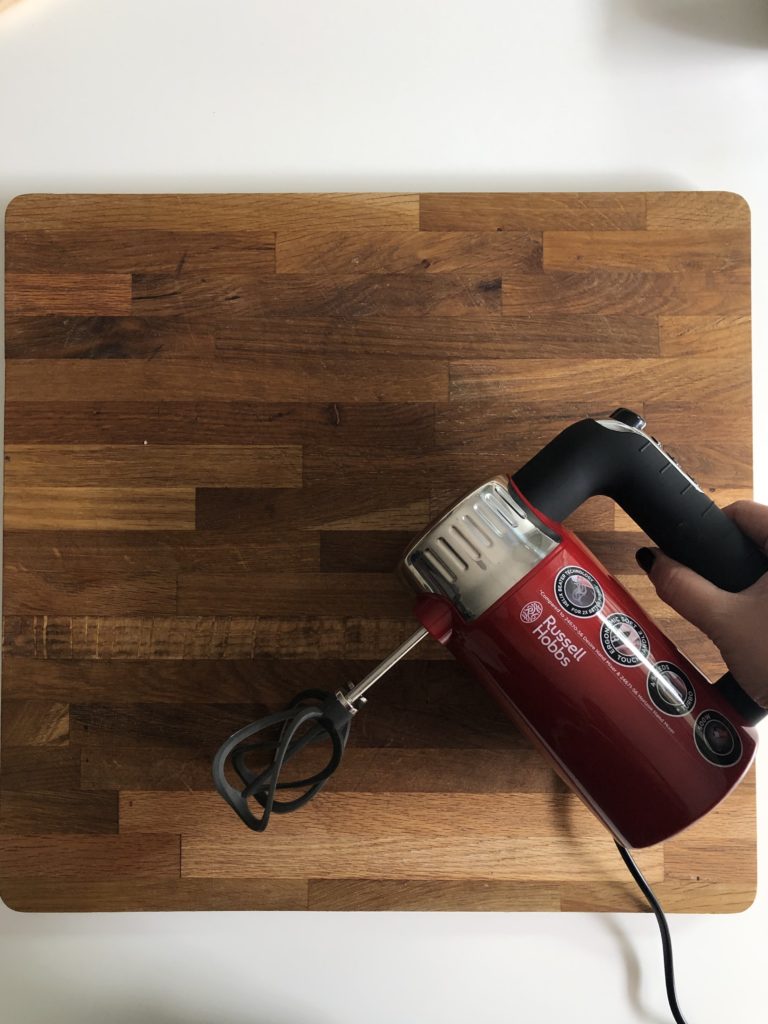 Russell Hobbs Sbattitore linea retro