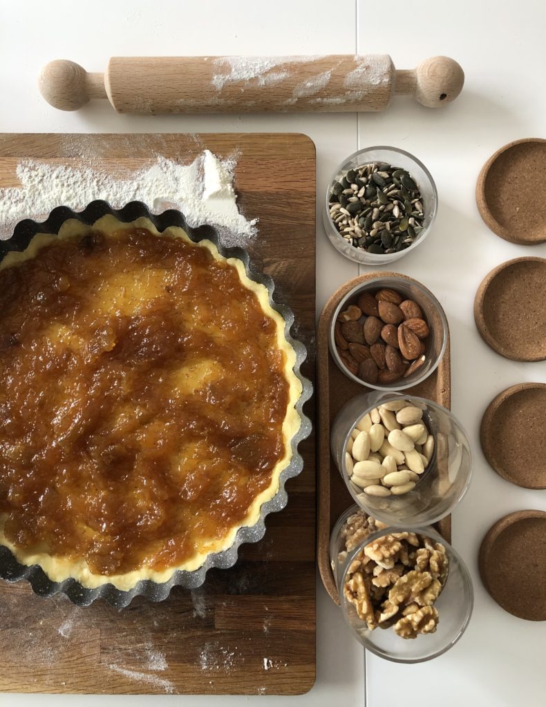 crostata frutta secca e confettura di fichi